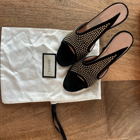 Gucci Heels - Picture 1 of 6